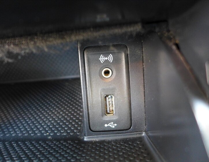 Volkswagen Golf Hatchback 1,2 l 63 kw