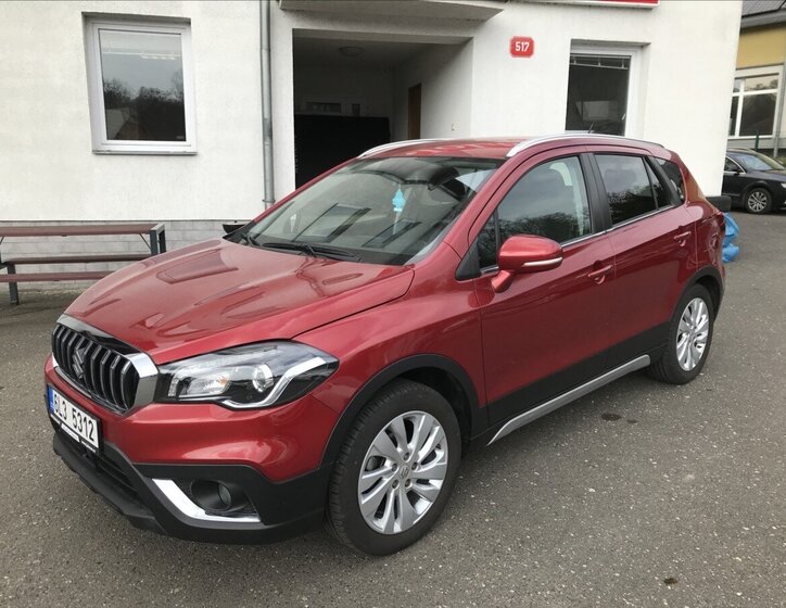 Suzuki SX4 S-Cross SUV / Terénní 1,4 l 95 kw