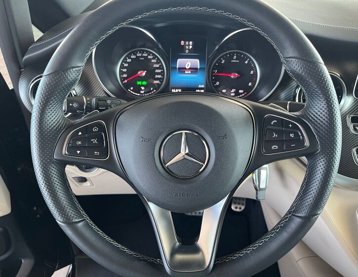 Mercedes-Benz Třídy V 13