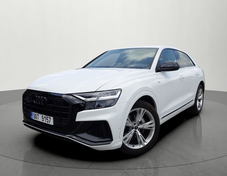 Audi Q8 33