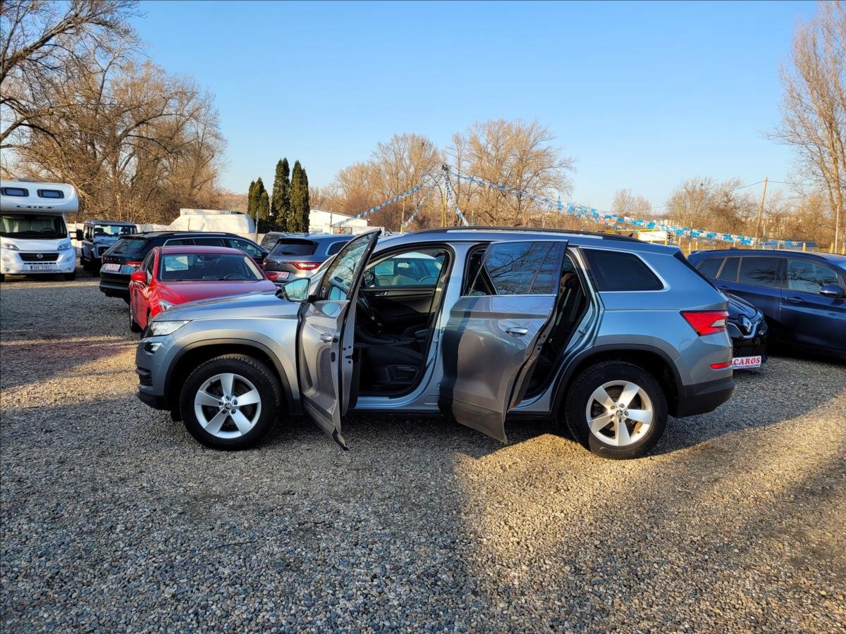 Škoda Kodiaq SUV / Terénní 1,5 l 110 kw