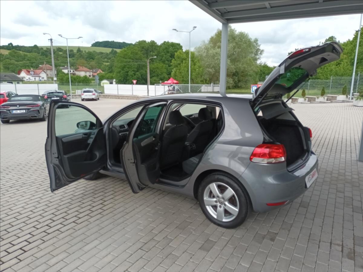 Volkswagen Golf Hatchback 1,2 l 63 kw