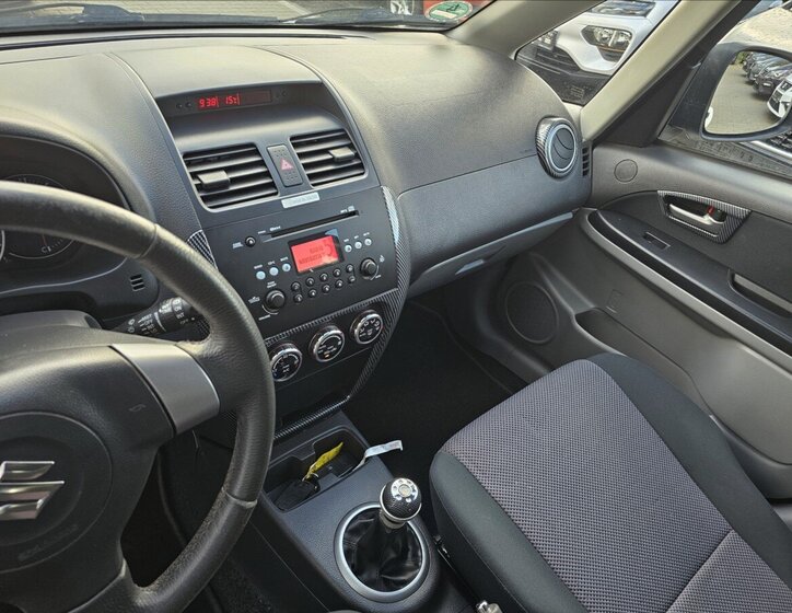Suzuki SX4 Hatchback 1,6 l 79 kw