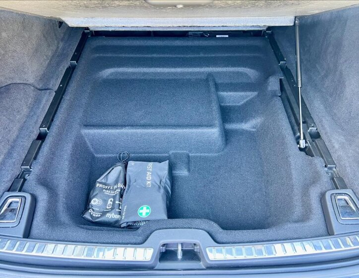 Volvo V90 Kombi 2,0 l 140 kw