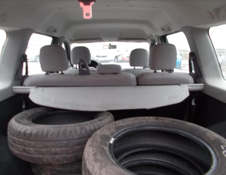 Dacia Logan Kombi 1,6 l 64 kw