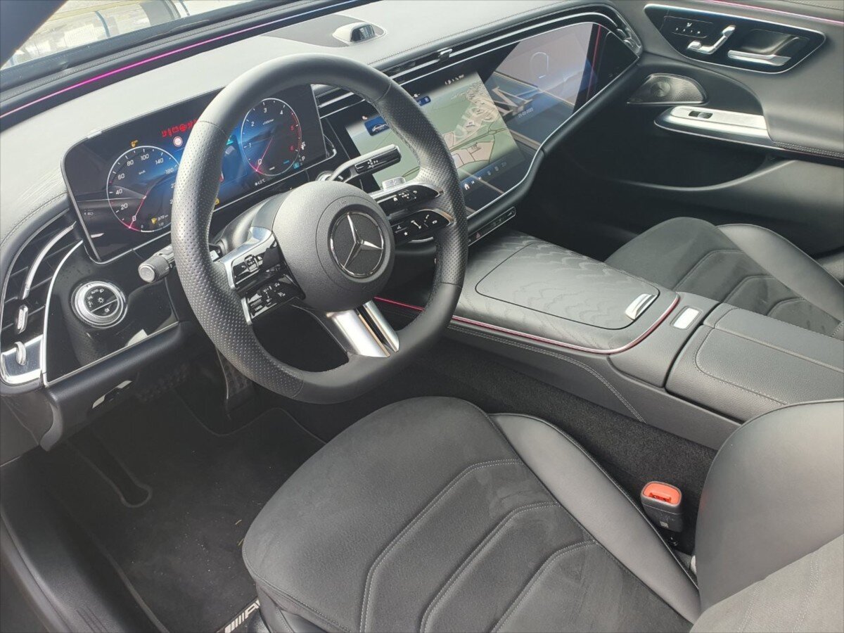 Mercedes-Benz Třídy E Sedan / Limuzína 2,0 l 145 kw