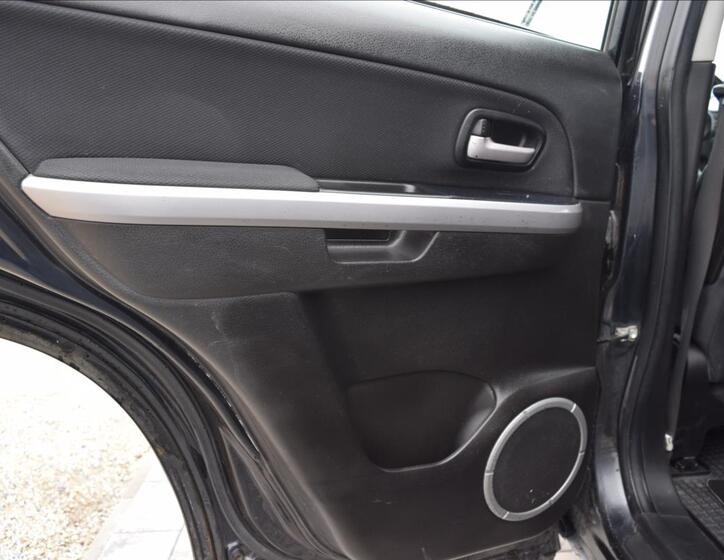 Suzuki Grand Vitara 24