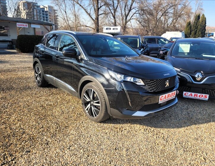 Peugeot 3008 SUV 1,6 l 133 kw