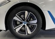 BMW i4 6