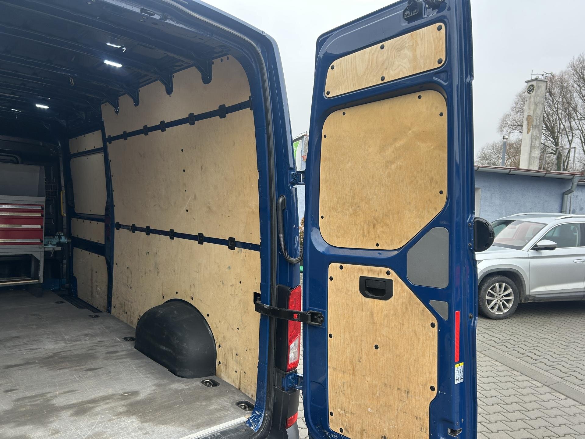 Volkswagen Crafter Užitková 2,0 l 103 kw