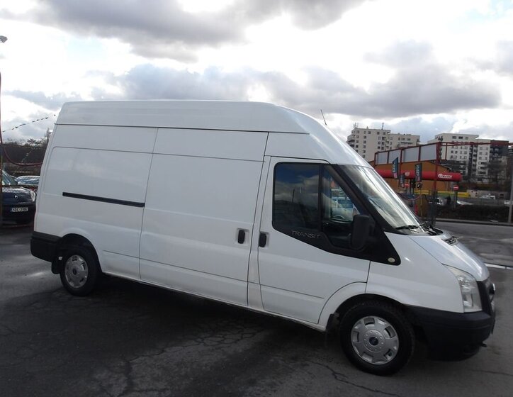 Ford Transit Skříň 2,2 l 74 kw