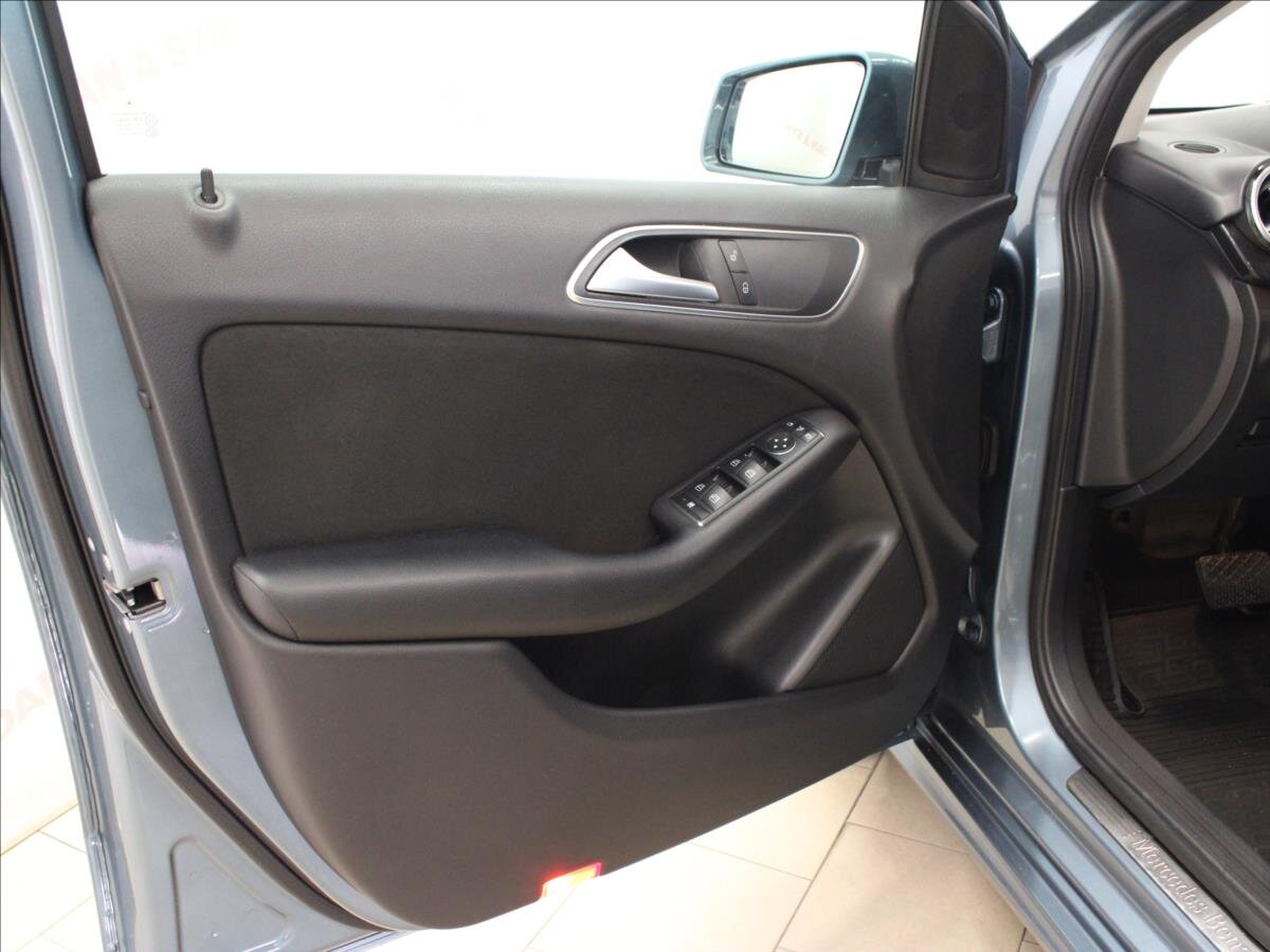 Mercedes-Benz Třídy B Kombi 1,6 l 90 kw