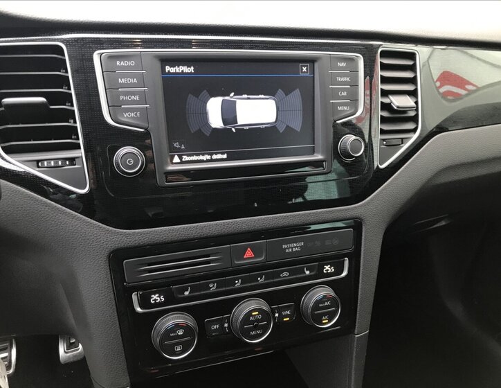 Volkswagen Golf Sportsvan 9