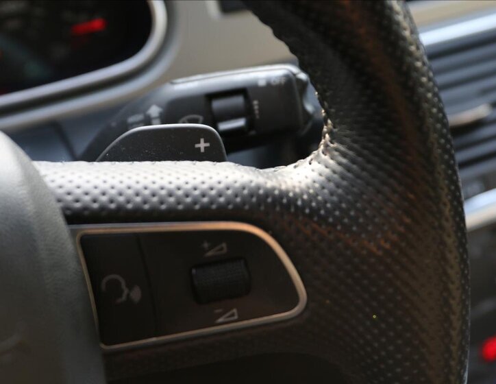 Audi Q7 Kombi 3,0 l 176 kw