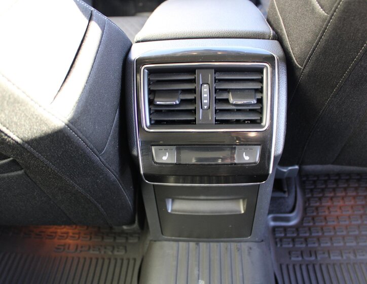 Škoda Superb 22