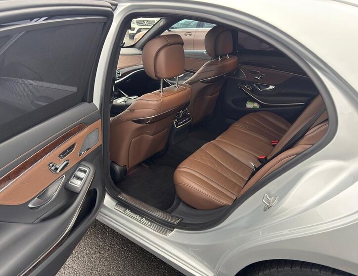 Mercedes-Benz Třídy S 8