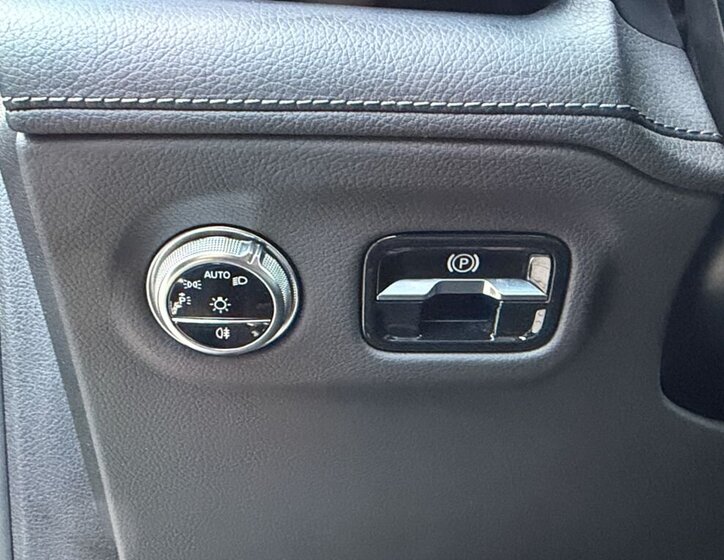 Mercedes-Benz EQS Sedan / Limuzína 0,0 400 kw