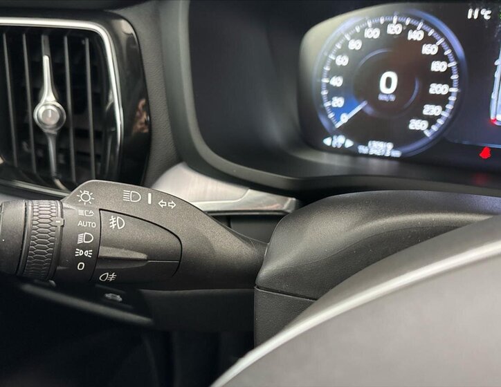 Volvo V60 Kombi 2,0 l 110 kw