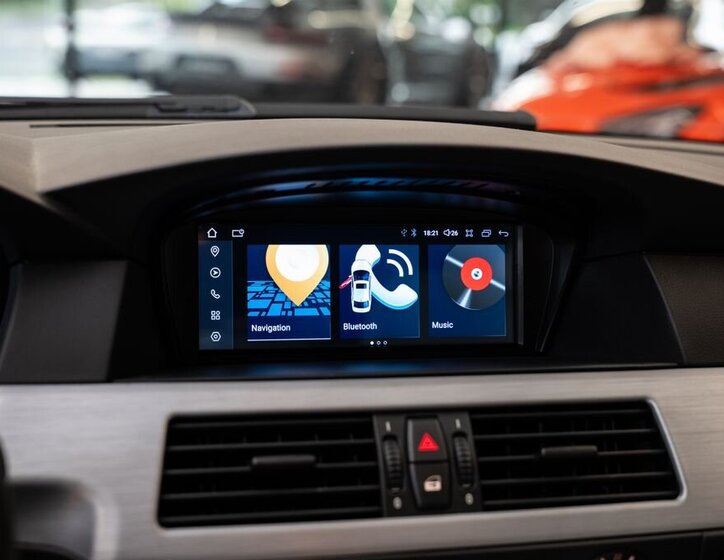 BMW M5 Sedan / Limuzína 5,0 l 373 kw