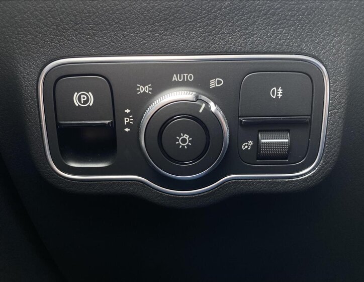 Mercedes-Benz EQA SUV / Terénní 0,0 140 kw