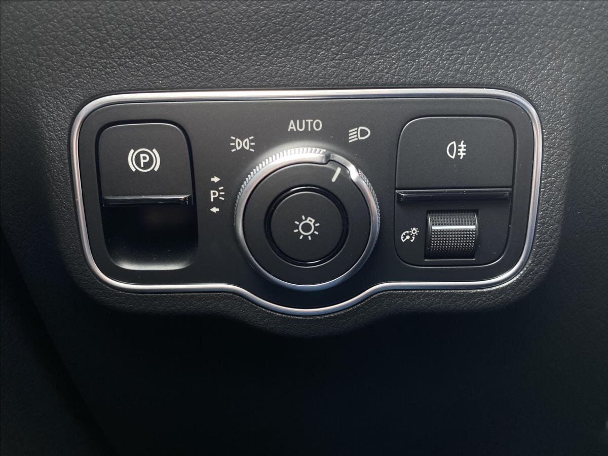 Mercedes-Benz EQA SUV / Terénní 0,0 140 kw