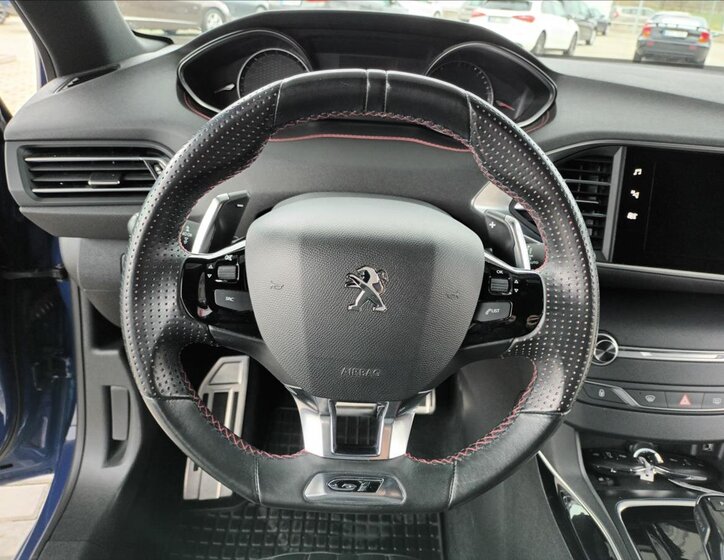 Peugeot 308 Hatchback 2,0 l 130 kw