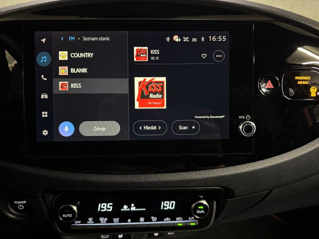 Toyota Aygo Hatchback 998,0 53 kw