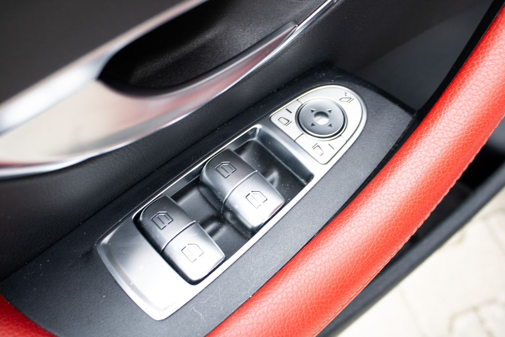 Mercedes-Benz Třídy E