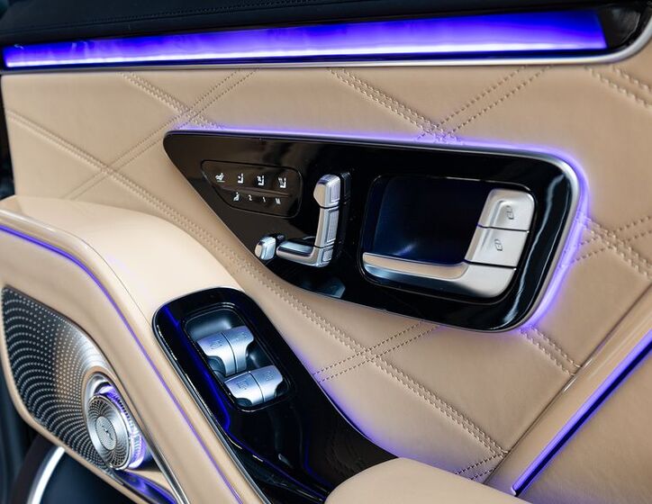 Mercedes-Benz Ostatní 19