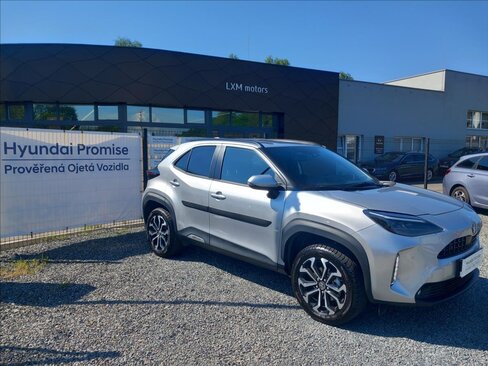 Toyota Yaris Cross SUV / Terénní 1,5 l 68 kw