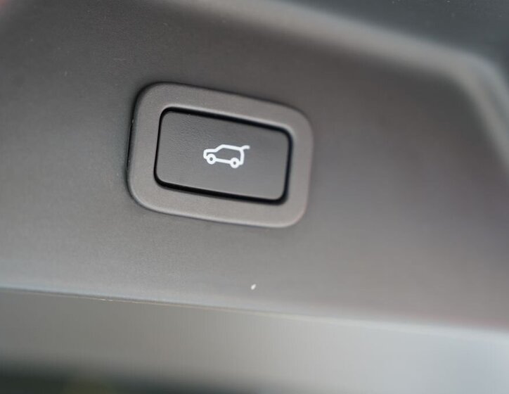 Land Rover Range Rover SUV / Terénní 4,4 l 250 kw