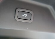 Land Rover Range Rover SUV / Terénní 4,4 l 250 kw