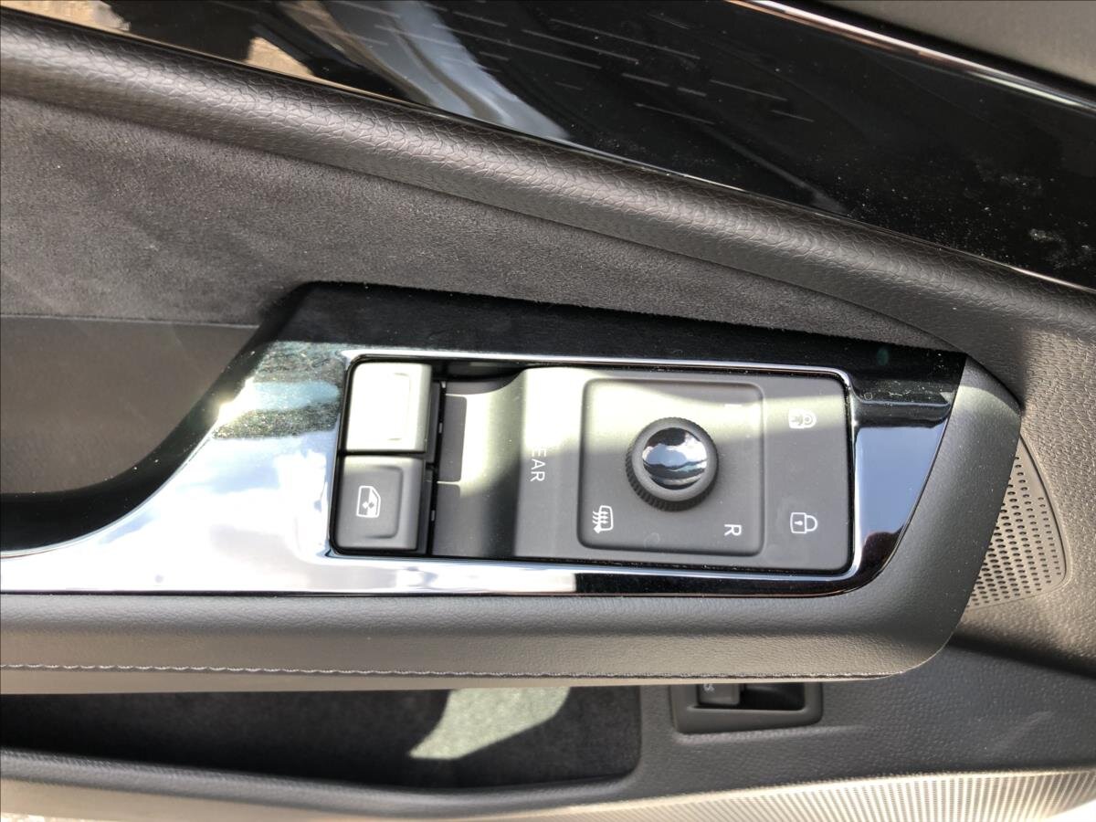 Volkswagen ID.7 Liftback 0,0 210 kw