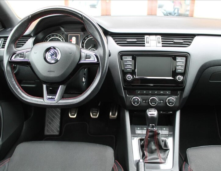 Škoda Octavia Liftback 2,0 l 135 kw