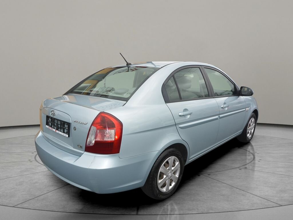 Hyundai Accent Hatchback 1,5 l 81 kw