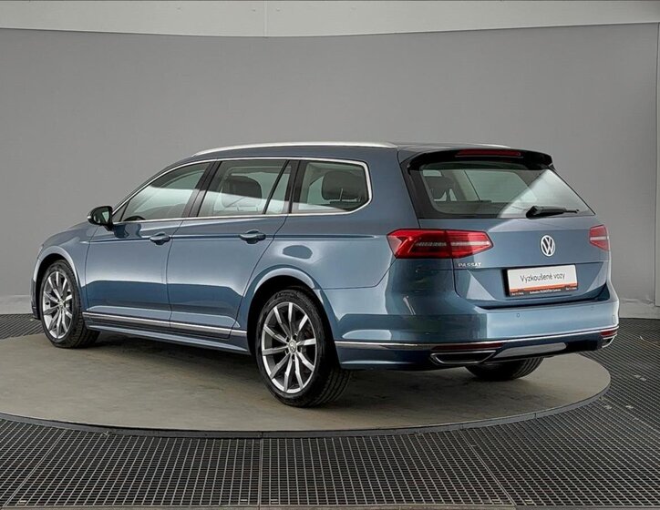 Volkswagen Passat Kombi 2,0 l 110 kw