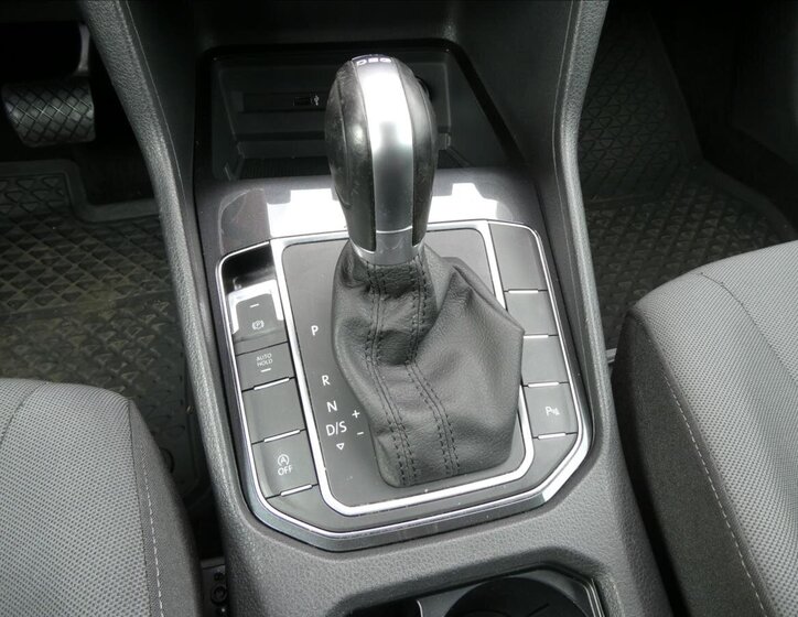 Volkswagen Golf Sportsvan MPV 999,0 85 kw