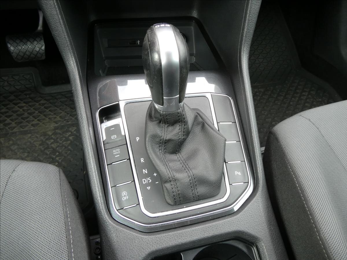 Volkswagen Golf Sportsvan MPV 999,0 85 kw