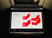 Tesla Model X SUV / Terénní 0,0 493 kw