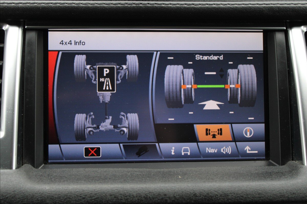 Land Rover Range Rover Sport SUV 3,0 l 180 kw