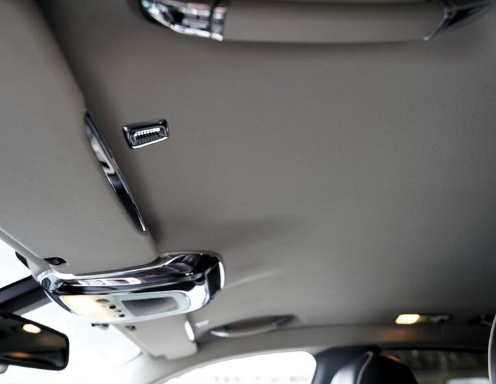 Rolls-Royce Ghost Sedan 6,6 l 420 kw