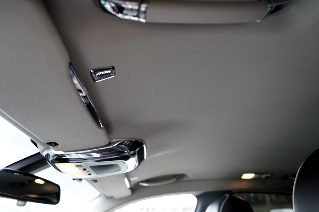 Rolls-Royce Ghost Sedan 6,6 l 420 kw