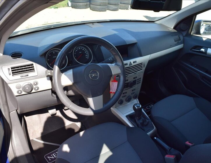 Opel Astra Kombi 1,9 l 74 kw