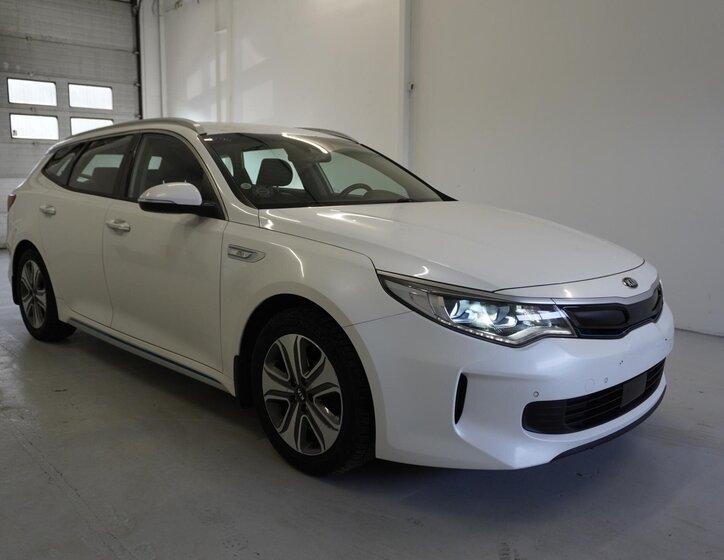 KIA Optima Kombi 2,0 l 151 kw
