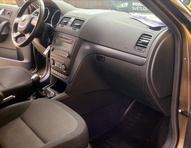 Škoda Yeti SUV / Terénní 1,2 l 77 kw