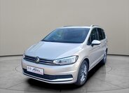 Volkswagen Touran 1