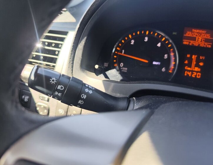 Toyota Avensis Kombi 2,0 l 93 kw