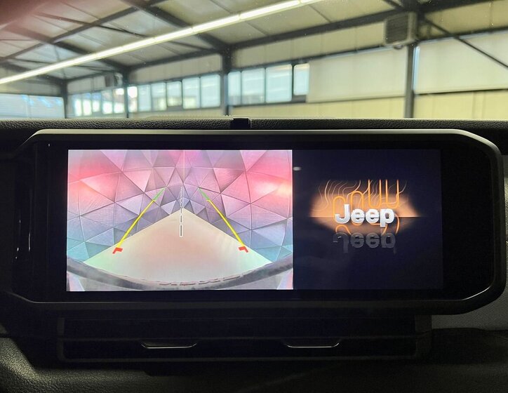 Jeep Wrangler SUV / Terénní 2,0 l 200 kw