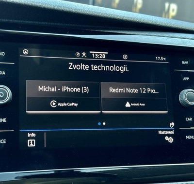 Volkswagen Multivan 46