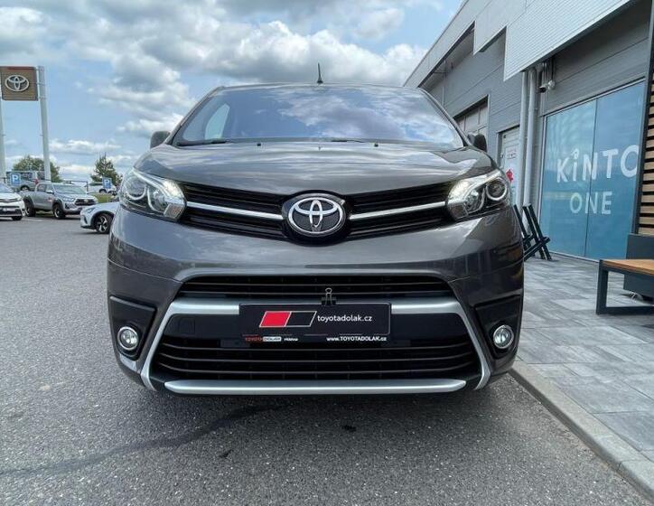 Toyota ProAce Verso 4